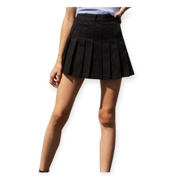 Black Pleated Tennis Skirt Skort by J. Galt, Size S - Picture 2 of 10